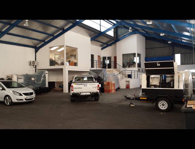 597M² FACTORY SOLD IN BELLVILLE CENTRAL